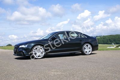 Автостекла Audi A8 D4 c установкой в Москве